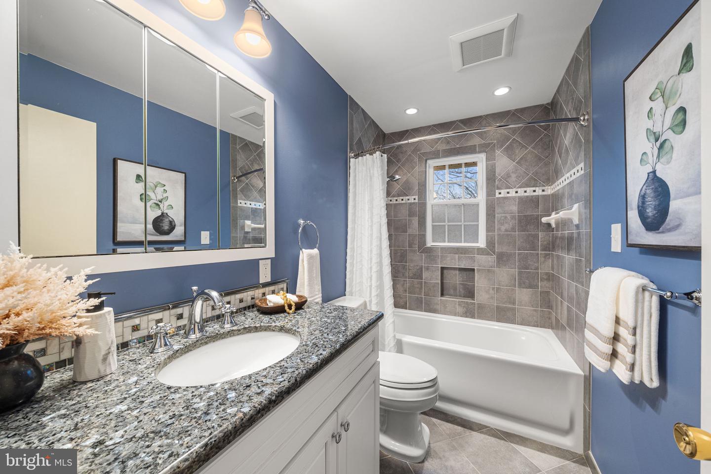 4201 WYNNWOOD DR, ANNANDALE, Virginia 22003, 5 Bedrooms Bedrooms, ,3 BathroomsBathrooms,Residential,For sale,4201 WYNNWOOD DR,VAFX2291610 MLS # VAFX2291610