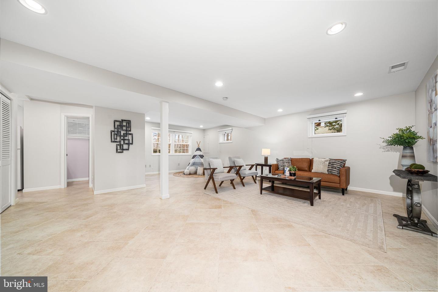 4201 WYNNWOOD DR, ANNANDALE, Virginia 22003, 5 Bedrooms Bedrooms, ,3 BathroomsBathrooms,Residential,For sale,4201 WYNNWOOD DR,VAFX2291610 MLS # VAFX2291610