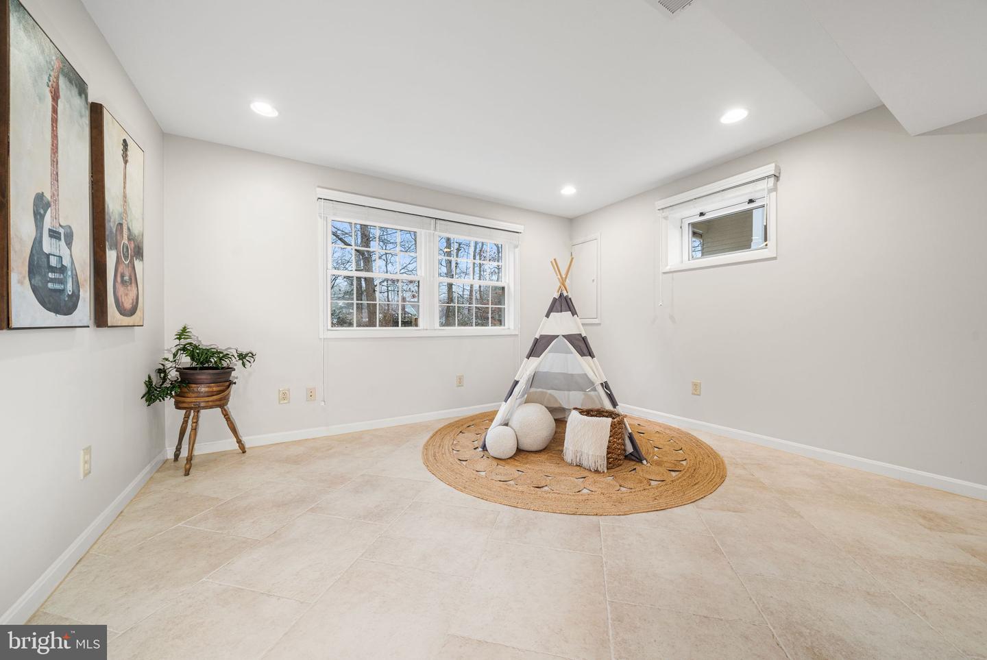 4201 WYNNWOOD DR, ANNANDALE, Virginia 22003, 5 Bedrooms Bedrooms, ,3 BathroomsBathrooms,Residential,For sale,4201 WYNNWOOD DR,VAFX2291610 MLS # VAFX2291610