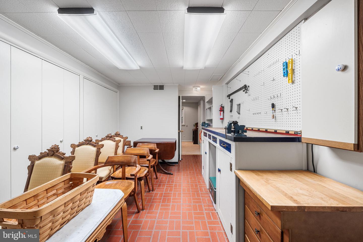 4201 WYNNWOOD DR, ANNANDALE, Virginia 22003, 5 Bedrooms Bedrooms, ,3 BathroomsBathrooms,Residential,For sale,4201 WYNNWOOD DR,VAFX2291610 MLS # VAFX2291610