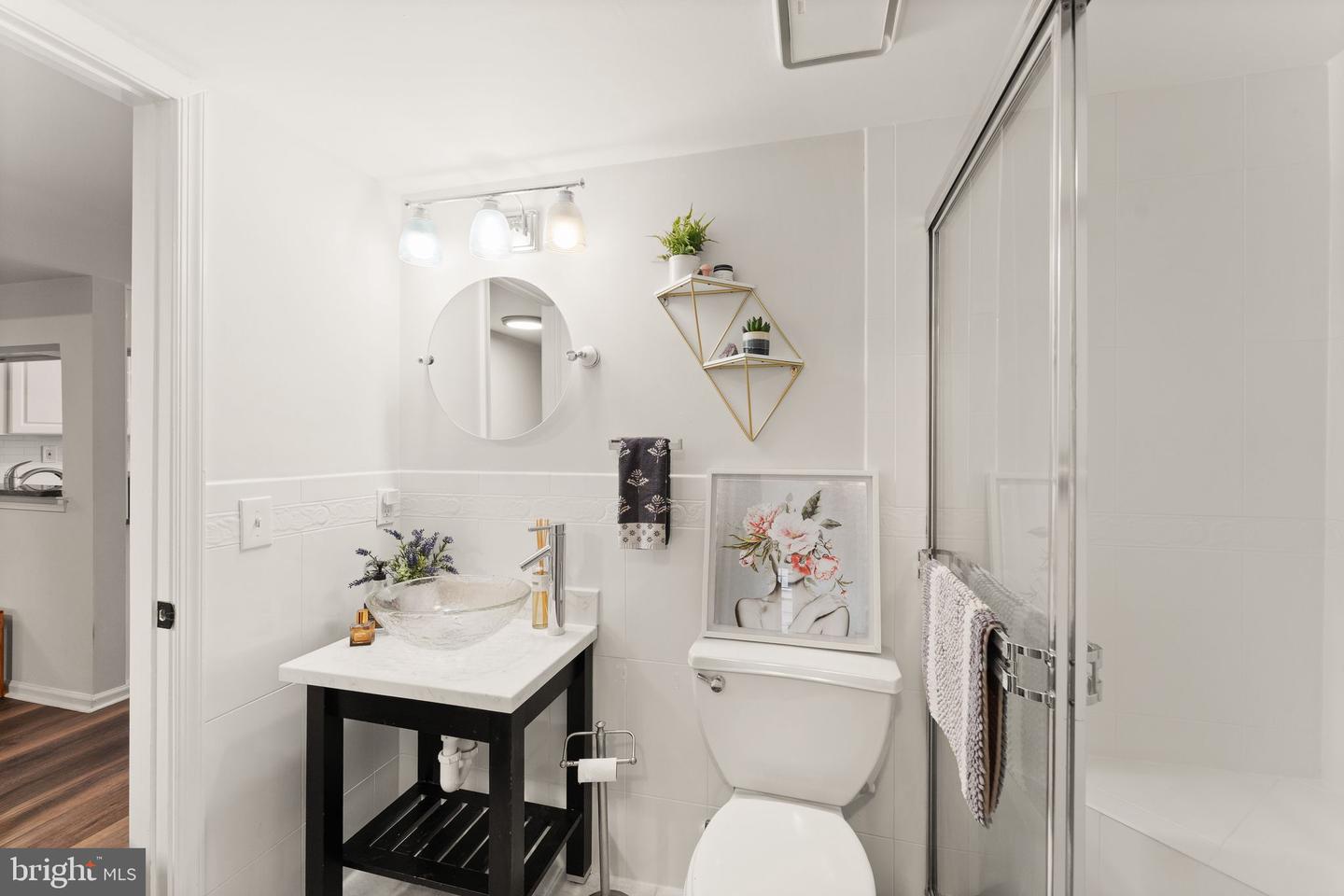 3322 LAKESIDE VIEW DR #3-3, FALLS CHURCH, Virginia 22041, 2 Bedrooms Bedrooms, ,1 BathroomBathrooms,Residential,For sale,3322 LAKESIDE VIEW DR #3-3,VAFX2291624 MLS # VAFX2291624