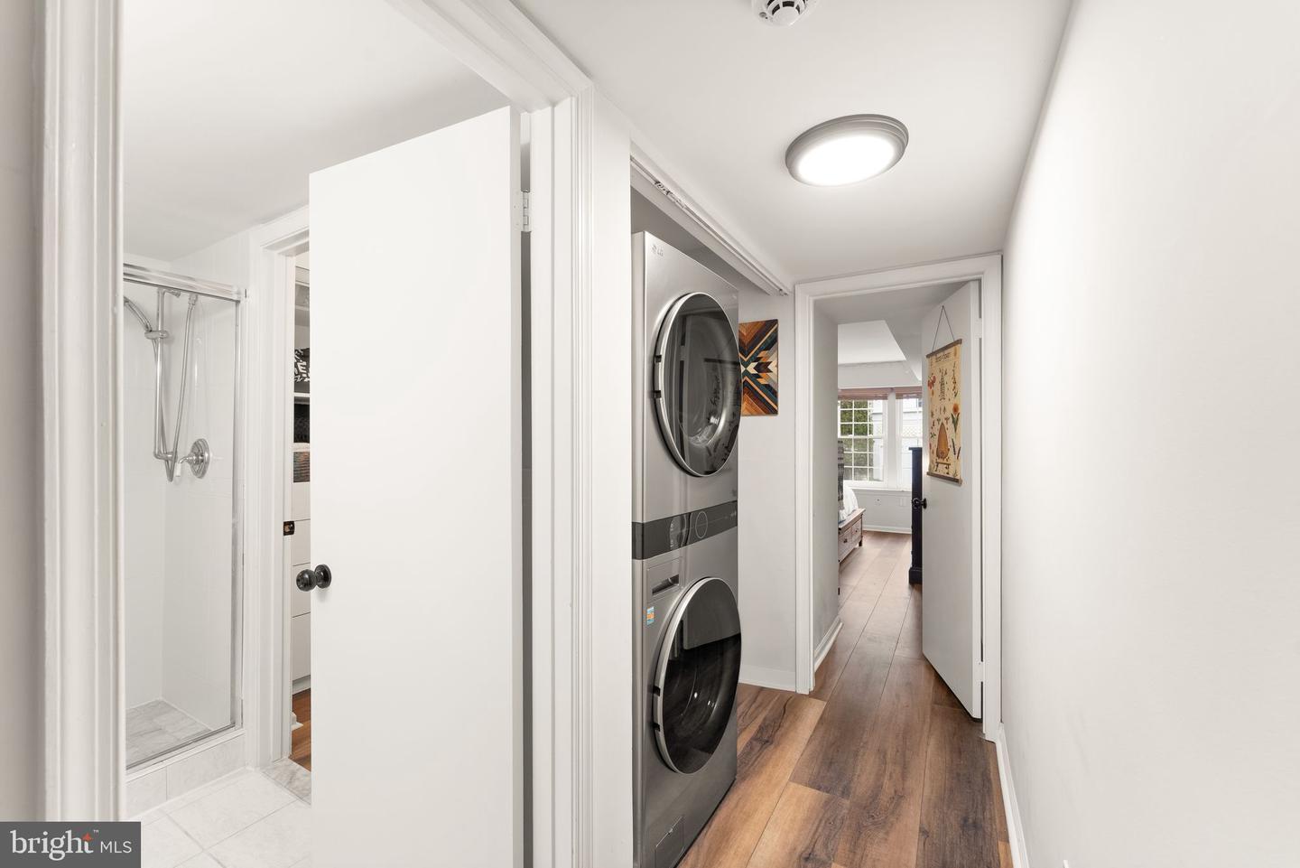 3322 LAKESIDE VIEW DR #3-3, FALLS CHURCH, Virginia 22041, 2 Bedrooms Bedrooms, ,1 BathroomBathrooms,Residential,For sale,3322 LAKESIDE VIEW DR #3-3,VAFX2291624 MLS # VAFX2291624