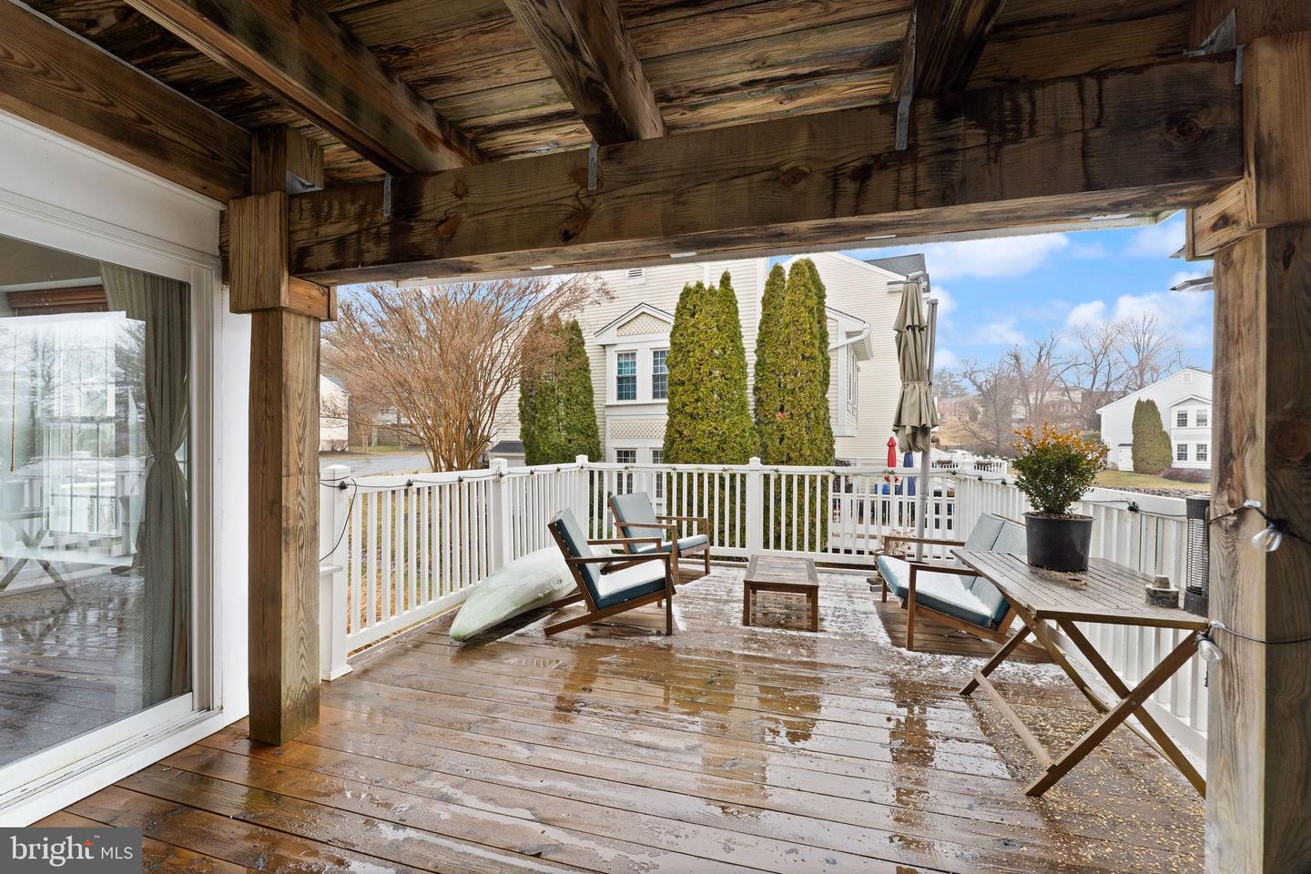 3322 LAKESIDE VIEW DR #3-3, FALLS CHURCH, Virginia 22041, 2 Bedrooms Bedrooms, ,1 BathroomBathrooms,Residential,For sale,3322 LAKESIDE VIEW DR #3-3,VAFX2291624 MLS # VAFX2291624