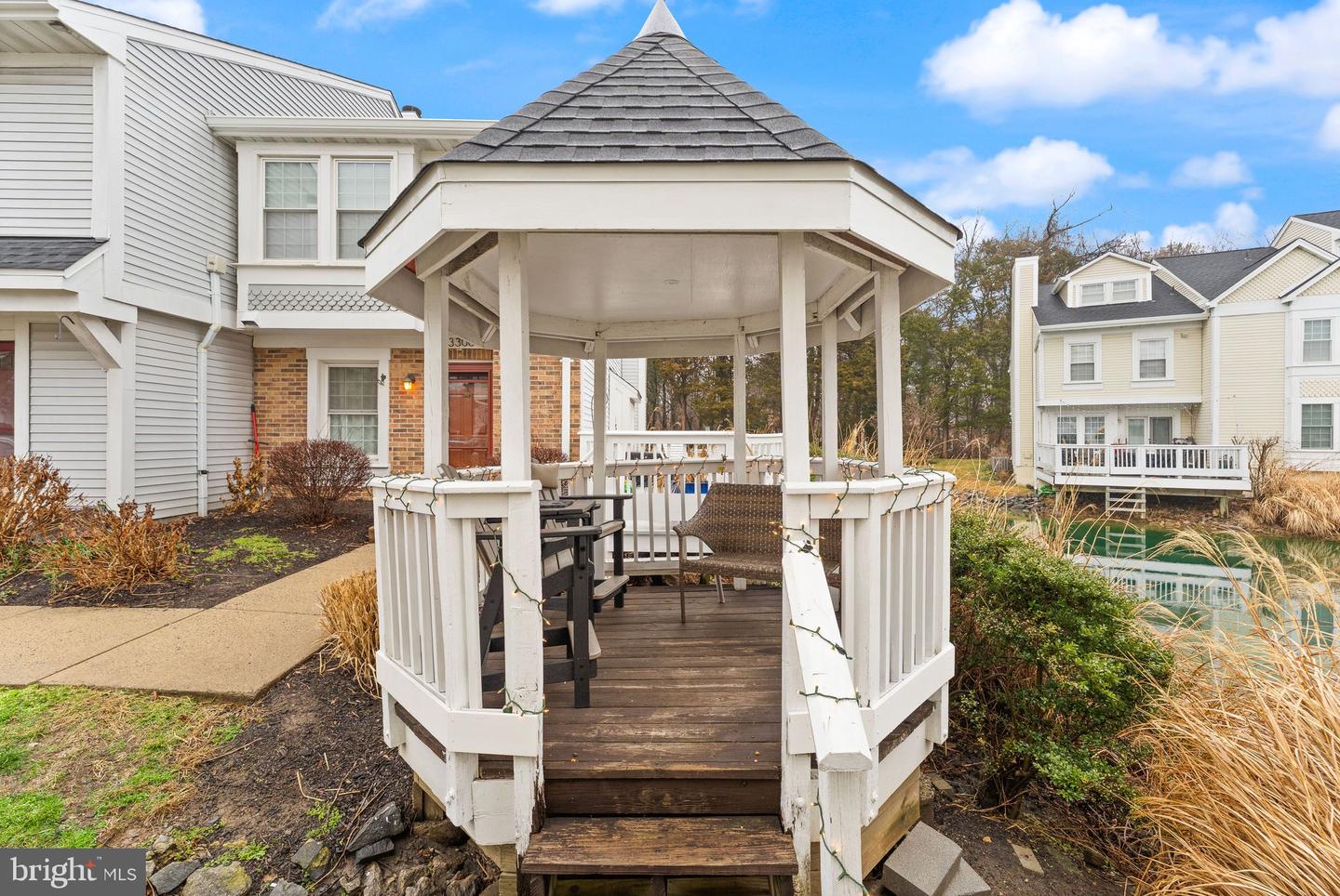 3322 LAKESIDE VIEW DR #3-3, FALLS CHURCH, Virginia 22041, 2 Bedrooms Bedrooms, ,1 BathroomBathrooms,Residential,For sale,3322 LAKESIDE VIEW DR #3-3,VAFX2291624 MLS # VAFX2291624