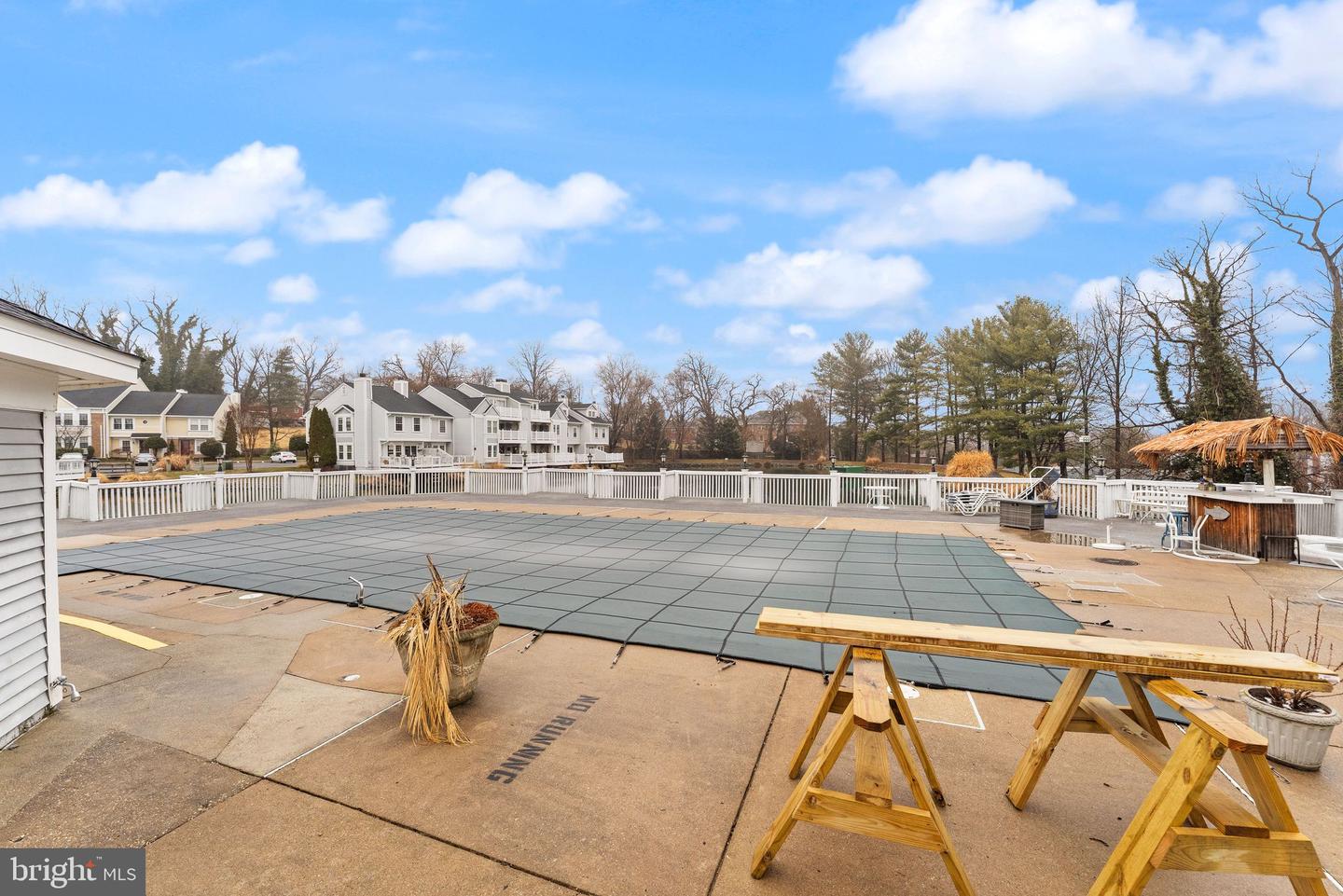 3322 LAKESIDE VIEW DR #3-3, FALLS CHURCH, Virginia 22041, 2 Bedrooms Bedrooms, ,1 BathroomBathrooms,Residential,For sale,3322 LAKESIDE VIEW DR #3-3,VAFX2291624 MLS # VAFX2291624