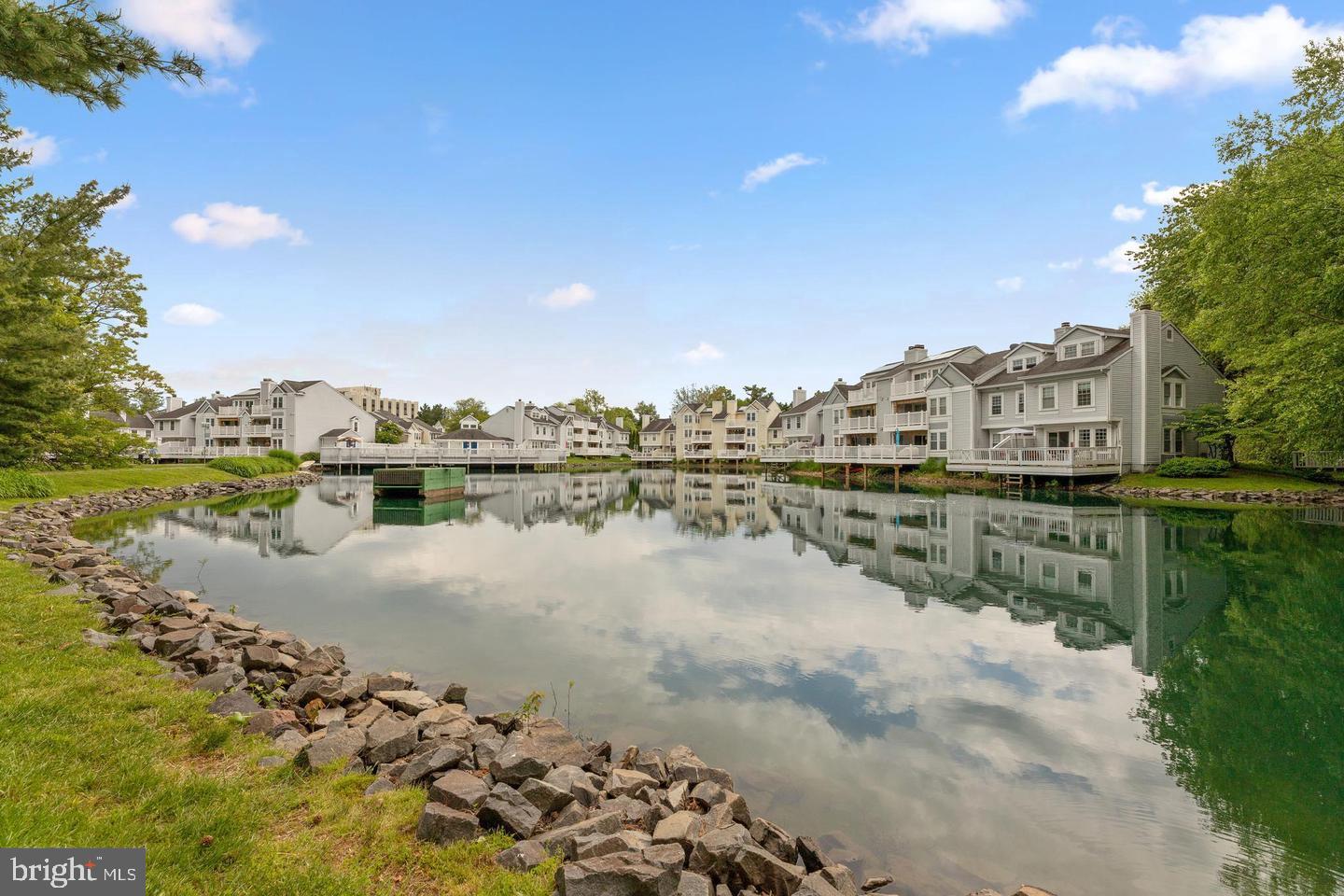 3322 LAKESIDE VIEW DR #3-3, FALLS CHURCH, Virginia 22041, 2 Bedrooms Bedrooms, ,1 BathroomBathrooms,Residential,For sale,3322 LAKESIDE VIEW DR #3-3,VAFX2291624 MLS # VAFX2291624