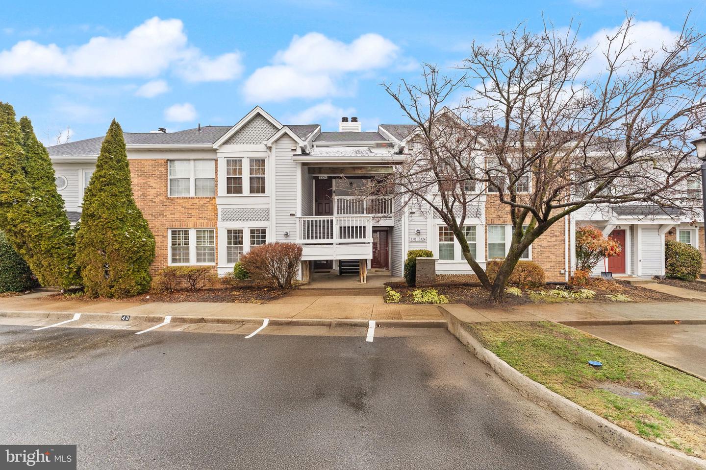 3322 LAKESIDE VIEW DR #3-3, FALLS CHURCH, Virginia 22041, 2 Bedrooms Bedrooms, ,1 BathroomBathrooms,Residential,For sale,3322 LAKESIDE VIEW DR #3-3,VAFX2291624 MLS # VAFX2291624