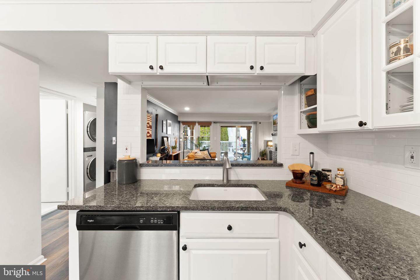 3322 LAKESIDE VIEW DR #3-3, FALLS CHURCH, Virginia 22041, 2 Bedrooms Bedrooms, ,1 BathroomBathrooms,Residential,For sale,3322 LAKESIDE VIEW DR #3-3,VAFX2291624 MLS # VAFX2291624