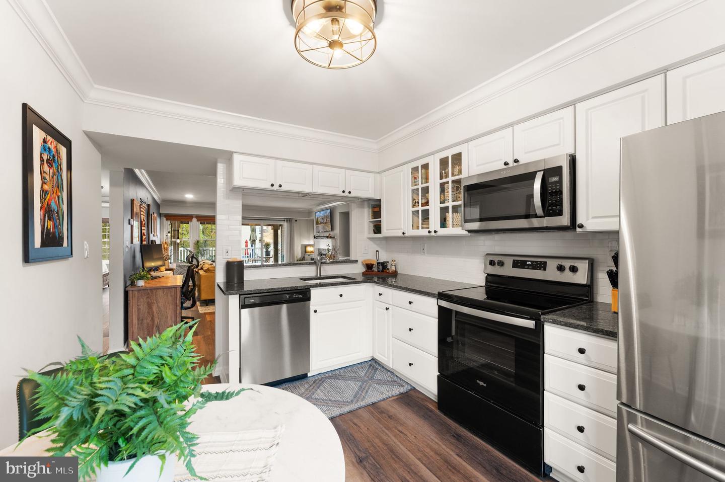 3322 LAKESIDE VIEW DR #3-3, FALLS CHURCH, Virginia 22041, 2 Bedrooms Bedrooms, ,1 BathroomBathrooms,Residential,For sale,3322 LAKESIDE VIEW DR #3-3,VAFX2291624 MLS # VAFX2291624