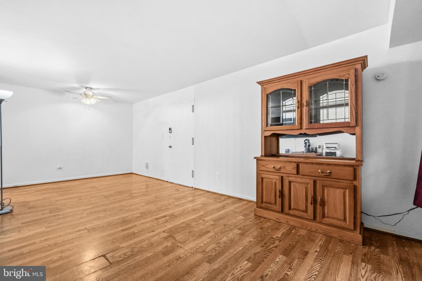 5913 PRINCE JAMES DR #J, SPRINGFIELD, Virginia 22152, 1 Bedroom Bedrooms, ,1 BathroomBathrooms,Residential,For sale,5913 PRINCE JAMES DR #J,VAFX2291632 MLS # VAFX2291632