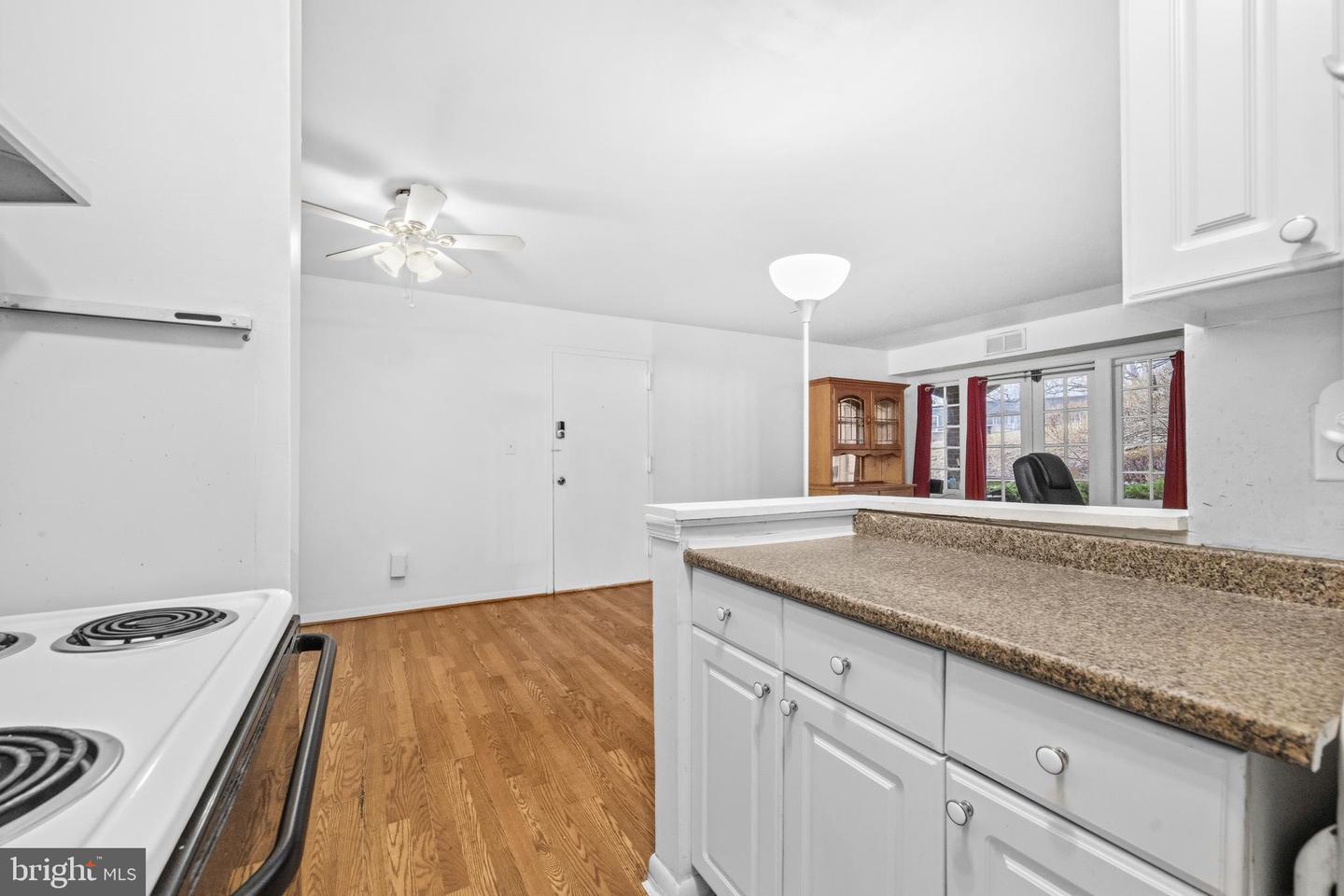 5913 PRINCE JAMES DR #J, SPRINGFIELD, Virginia 22152, 1 Bedroom Bedrooms, ,1 BathroomBathrooms,Residential,For sale,5913 PRINCE JAMES DR #J,VAFX2291632 MLS # VAFX2291632