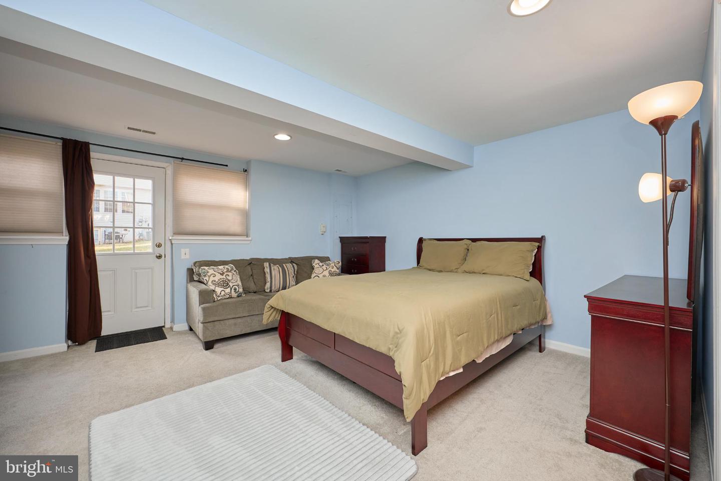 9811 MOCK ORANGE CT, MANASSAS, Virginia 20110, 3 Bedrooms Bedrooms, 10 Rooms Rooms,3 BathroomsBathrooms,Residential,For sale,9811 MOCK ORANGE CT,VAMN2010282 MLS # VAMN2010282