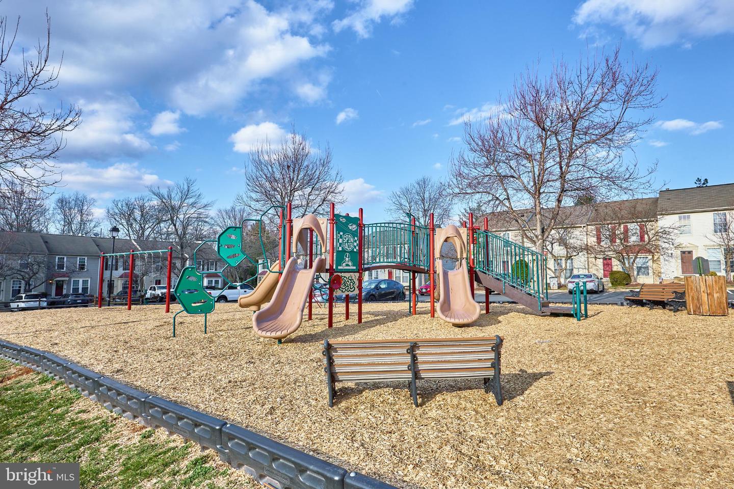 9811 MOCK ORANGE CT, MANASSAS, Virginia 20110, 3 Bedrooms Bedrooms, 10 Rooms Rooms,3 BathroomsBathrooms,Residential,For sale,9811 MOCK ORANGE CT,VAMN2010282 MLS # VAMN2010282