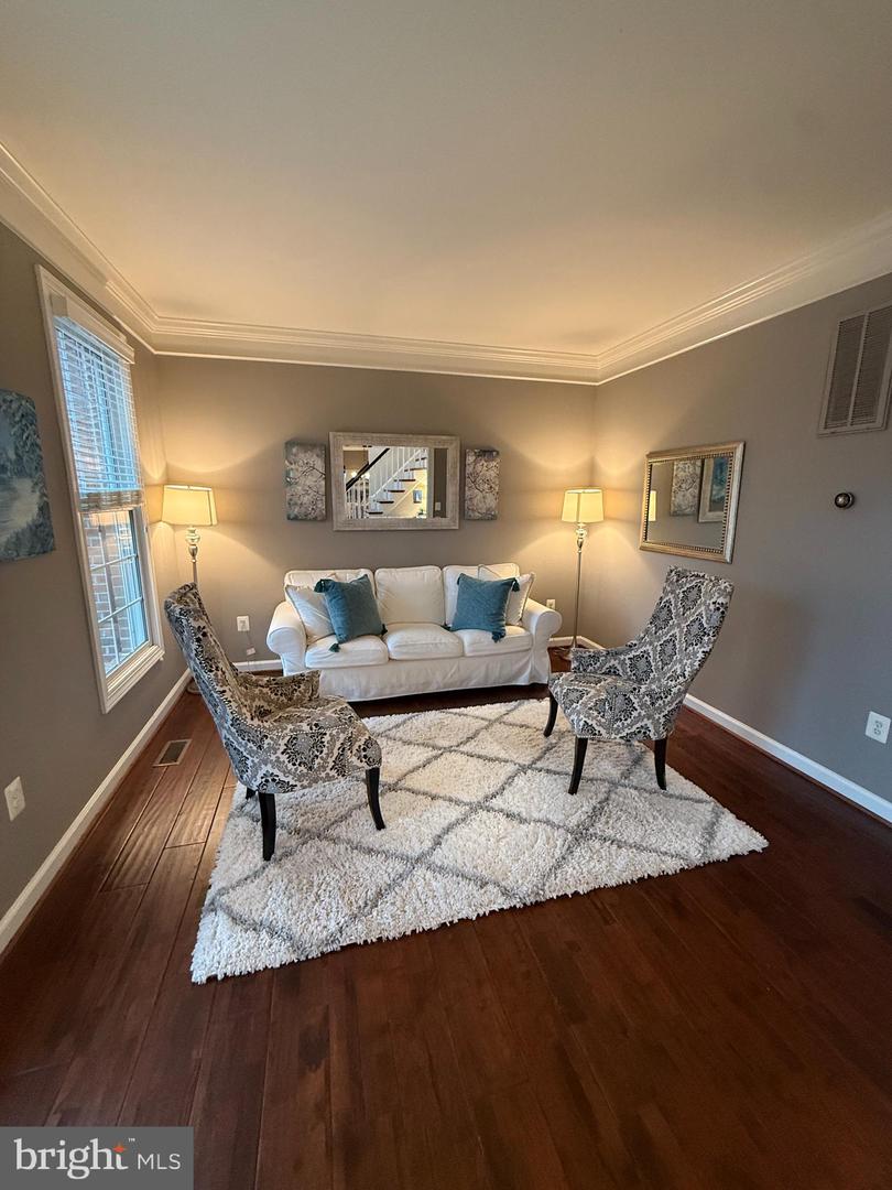 3583 ROCKY MEADOW CT, FAIRFAX, Virginia 22033, 5 Bedrooms Bedrooms, ,3 BathroomsBathrooms,Residential,For sale,3583 ROCKY MEADOW CT,VAFX2291690 MLS # VAFX2291690