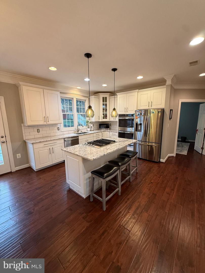 3583 ROCKY MEADOW CT, FAIRFAX, Virginia 22033, 5 Bedrooms Bedrooms, ,3 BathroomsBathrooms,Residential,For sale,3583 ROCKY MEADOW CT,VAFX2291690 MLS # VAFX2291690