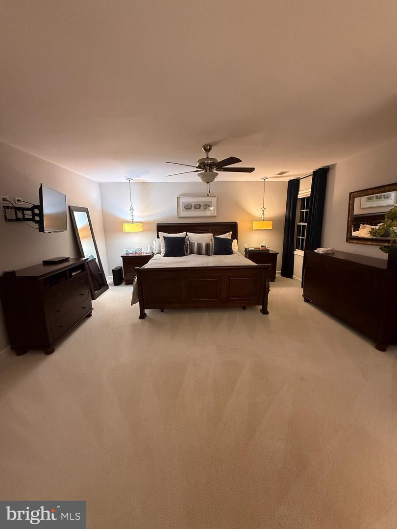 3583 ROCKY MEADOW CT, FAIRFAX, Virginia 22033, 5 Bedrooms Bedrooms, ,3 BathroomsBathrooms,Residential,For sale,3583 ROCKY MEADOW CT,VAFX2291690 MLS # VAFX2291690