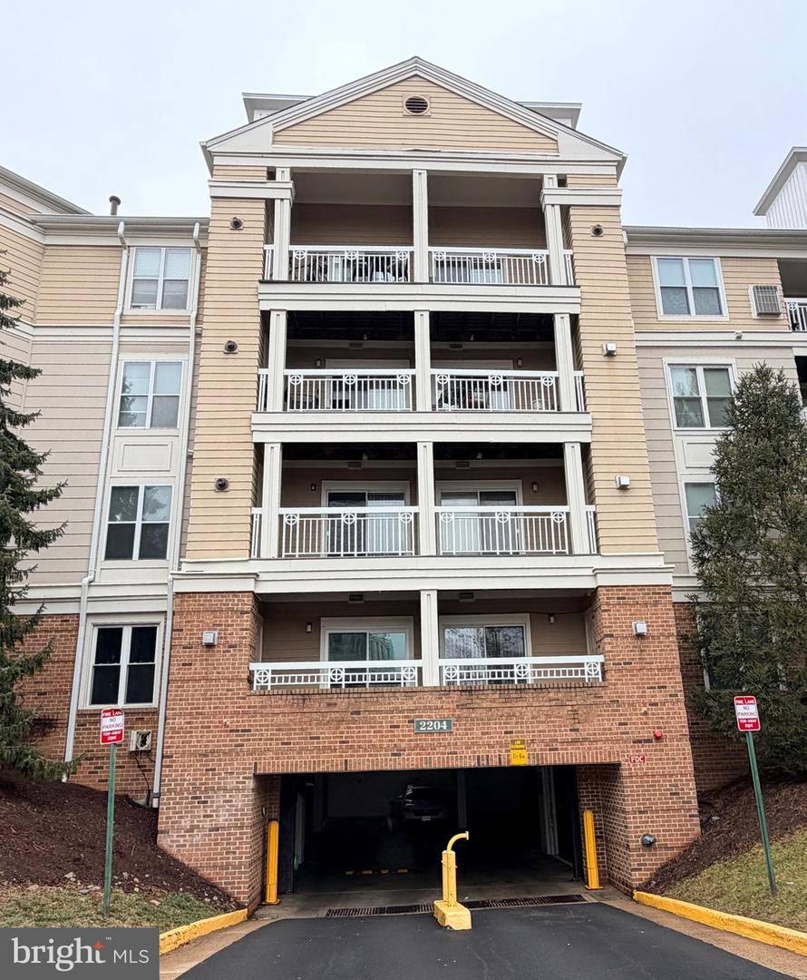 2204 WESTCOURT LN #112, HERNDON, Virginia 20170, 2 Bedrooms Bedrooms, ,1 BathroomBathrooms,Residential,For sale,2204 WESTCOURT LN #112,VAFX2291698 MLS # VAFX2291698 2204 WESTCOURT LN #112, HERNDON, Virginia 20170, 2 Bedrooms Bedrooms, ,1 BathroomBathrooms,Residential,For sale,2204 WESTCOURT LN #112,VAFX2291698 MLS # VAFX2291698