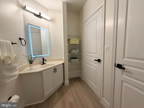 2204 WESTCOURT LN #112, HERNDON, Virginia 20170, 2 Bedrooms Bedrooms, ,1 BathroomBathrooms,Residential,For sale,2204 WESTCOURT LN #112,VAFX2291698 MLS # VAFX2291698