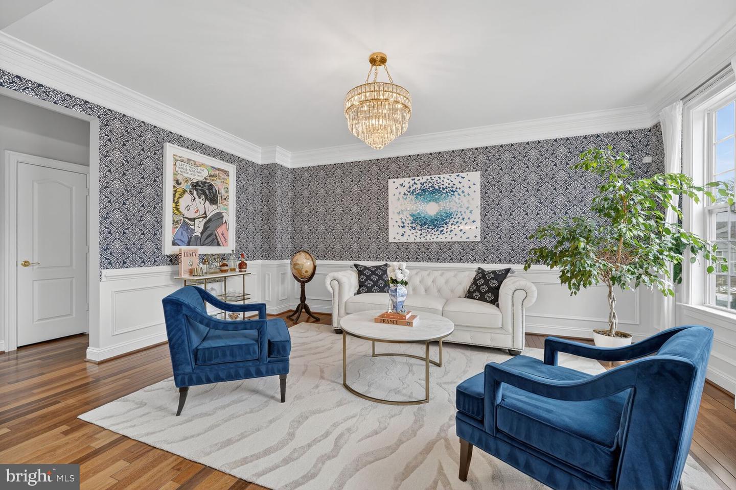 5501 36TH ST N, ARLINGTON, Virginia 22207, 5 Bedrooms Bedrooms, ,4 BathroomsBathrooms,Residential,For sale,5501 36TH ST N,VAAR2069066 MLS # VAAR2069066