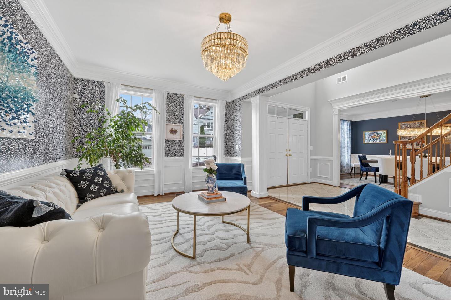 5501 36TH ST N, ARLINGTON, Virginia 22207, 5 Bedrooms Bedrooms, ,4 BathroomsBathrooms,Residential,For sale,5501 36TH ST N,VAAR2069066 MLS # VAAR2069066