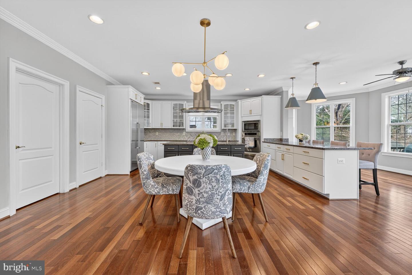 5501 36TH ST N, ARLINGTON, Virginia 22207, 5 Bedrooms Bedrooms, ,4 BathroomsBathrooms,Residential,For sale,5501 36TH ST N,VAAR2069066 MLS # VAAR2069066