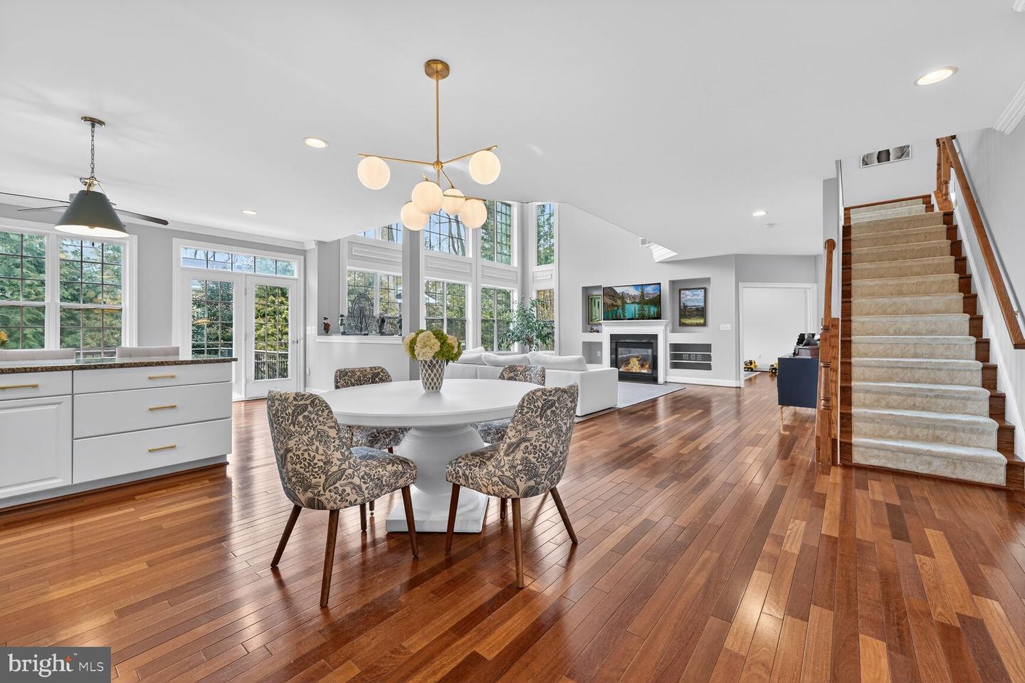 5501 36TH ST N, ARLINGTON, Virginia 22207, 5 Bedrooms Bedrooms, ,4 BathroomsBathrooms,Residential,For sale,5501 36TH ST N,VAAR2069066 MLS # VAAR2069066