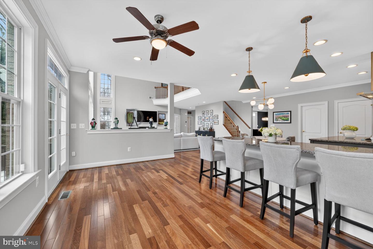 5501 36TH ST N, ARLINGTON, Virginia 22207, 5 Bedrooms Bedrooms, ,4 BathroomsBathrooms,Residential,For sale,5501 36TH ST N,VAAR2069066 MLS # VAAR2069066