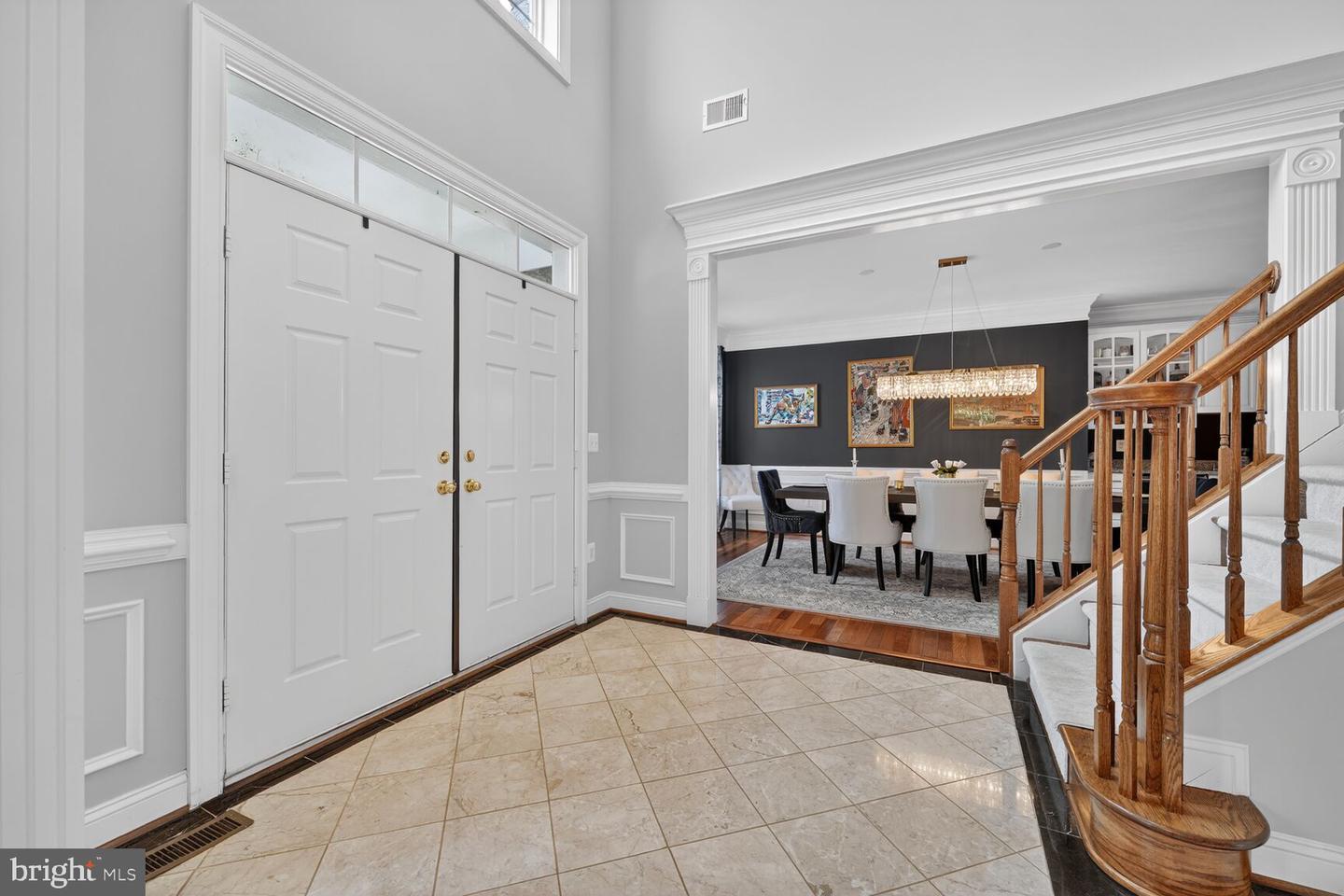 5501 36TH ST N, ARLINGTON, Virginia 22207, 5 Bedrooms Bedrooms, ,4 BathroomsBathrooms,Residential,For sale,5501 36TH ST N,VAAR2069066 MLS # VAAR2069066