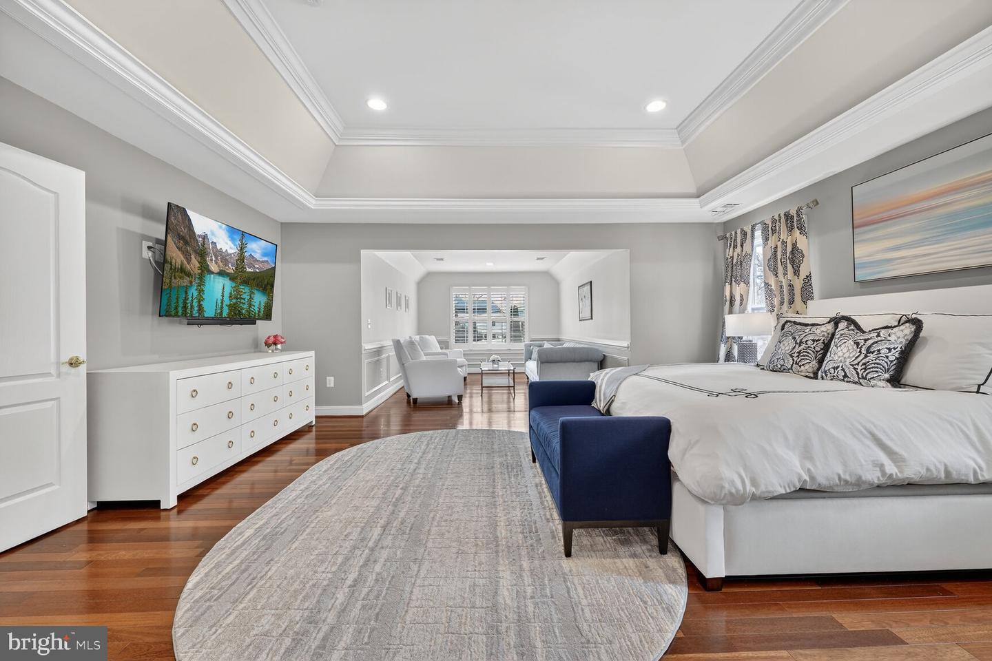 5501 36TH ST N, ARLINGTON, Virginia 22207, 5 Bedrooms Bedrooms, ,4 BathroomsBathrooms,Residential,For sale,5501 36TH ST N,VAAR2069066 MLS # VAAR2069066