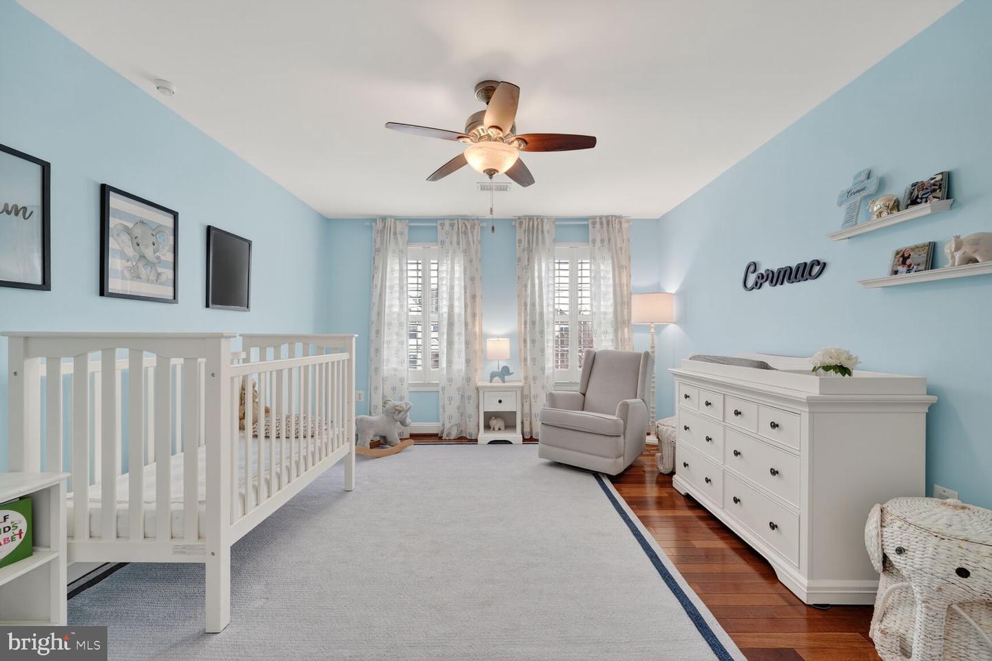 5501 36TH ST N, ARLINGTON, Virginia 22207, 5 Bedrooms Bedrooms, ,4 BathroomsBathrooms,Residential,For sale,5501 36TH ST N,VAAR2069066 MLS # VAAR2069066