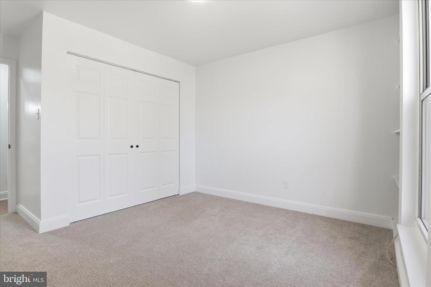 8300 TOBIN RD #23, ANNANDALE, Virginia 22003, 3 Bedrooms Bedrooms, ,2 BathroomsBathrooms,Residential,For sale,8300 TOBIN RD #23,VAFX2291730 MLS # VAFX2291730