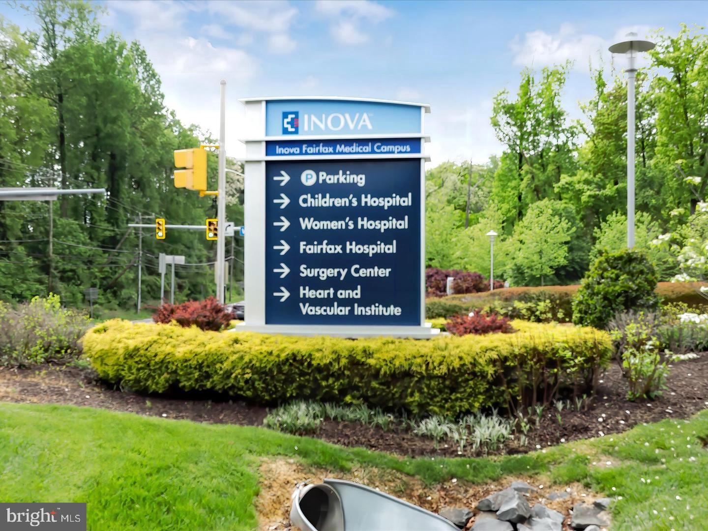 8300 TOBIN RD #23, ANNANDALE, Virginia 22003, 3 Bedrooms Bedrooms, ,2 BathroomsBathrooms,Residential,For sale,8300 TOBIN RD #23,VAFX2291730 MLS # VAFX2291730