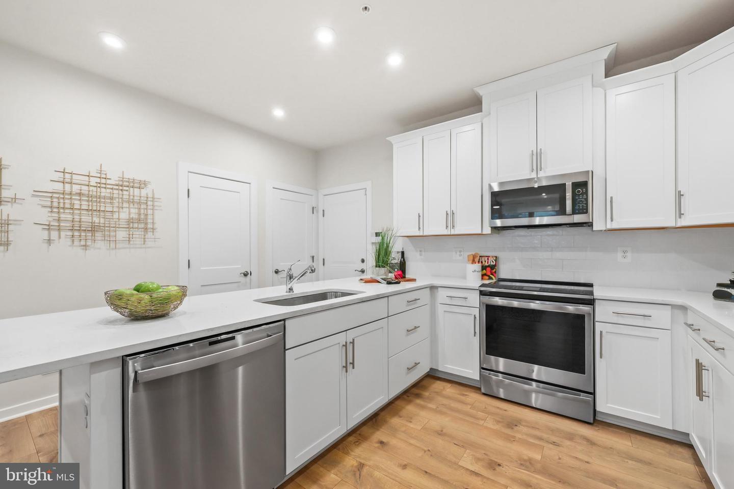 13621 DULLES TECHNOLOGY DR #151, HERNDON, Virginia 20171, 3 Bedrooms Bedrooms, ,2 BathroomsBathrooms,Residential,For sale,13621 DULLES TECHNOLOGY DR #151,VAFX2291742 MLS # VAFX2291742