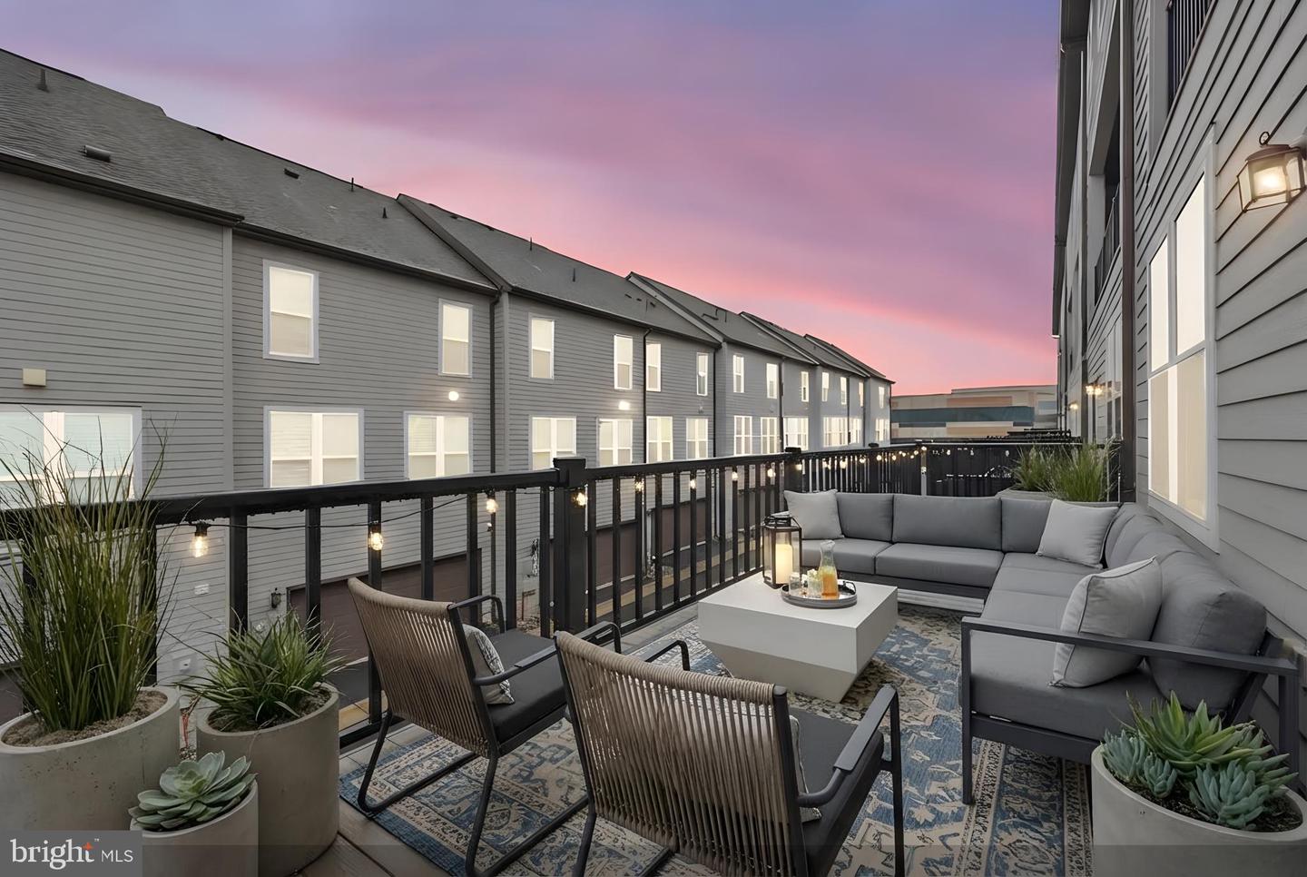 13621 DULLES TECHNOLOGY DR #151, HERNDON, Virginia 20171, 3 Bedrooms Bedrooms, ,2 BathroomsBathrooms,Residential,For sale,13621 DULLES TECHNOLOGY DR #151,VAFX2291742 MLS # VAFX2291742