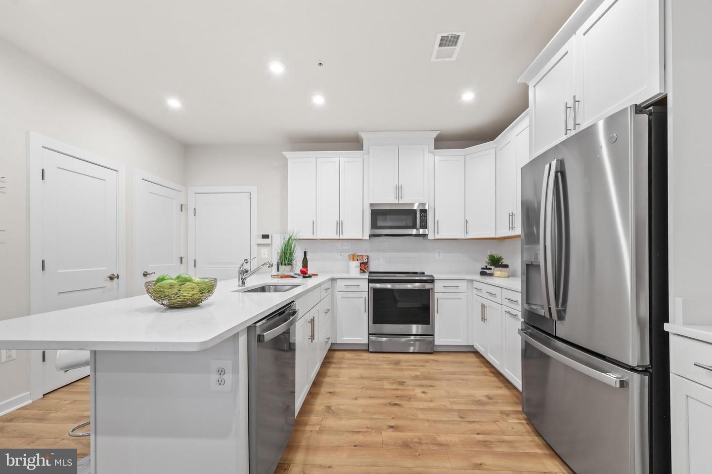 13621 DULLES TECHNOLOGY DR #151, HERNDON, Virginia 20171, 3 Bedrooms Bedrooms, ,2 BathroomsBathrooms,Residential,For sale,13621 DULLES TECHNOLOGY DR #151,VAFX2291742 MLS # VAFX2291742