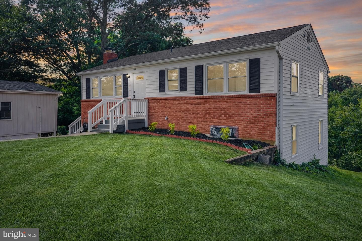 17460 WILSON ST, DUMFRIES, Virginia 22026, 4 Bedrooms Bedrooms, 10 Rooms Rooms,3 BathroomsBathrooms,Residential,For sale,17460 WILSON ST,VAPW2112808 MLS # VAPW2112808