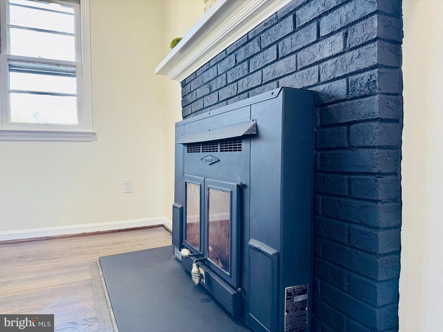 17460 WILSON ST, DUMFRIES, Virginia 22026, 4 Bedrooms Bedrooms, 10 Rooms Rooms,3 BathroomsBathrooms,Residential,For sale,17460 WILSON ST,VAPW2112808 MLS # VAPW2112808