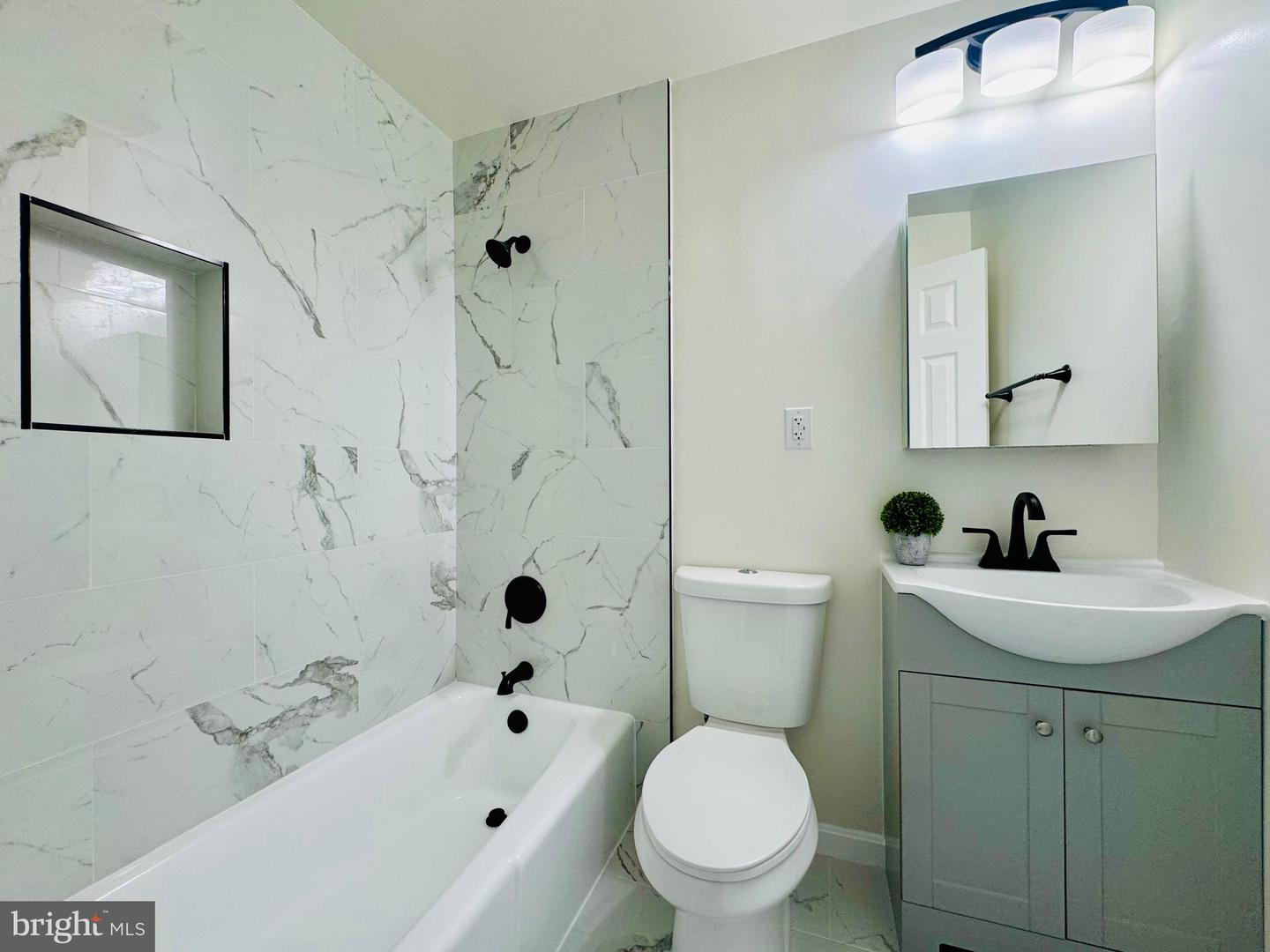 17460 WILSON ST, DUMFRIES, Virginia 22026, 4 Bedrooms Bedrooms, 10 Rooms Rooms,3 BathroomsBathrooms,Residential,For sale,17460 WILSON ST,VAPW2112808 MLS # VAPW2112808