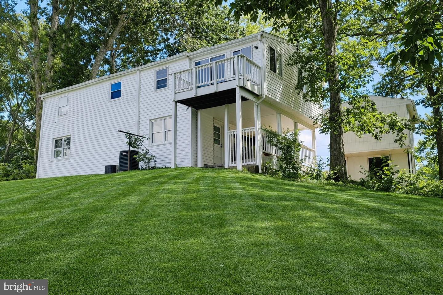 17460 WILSON ST, DUMFRIES, Virginia 22026, 4 Bedrooms Bedrooms, 10 Rooms Rooms,3 BathroomsBathrooms,Residential,For sale,17460 WILSON ST,VAPW2112808 MLS # VAPW2112808