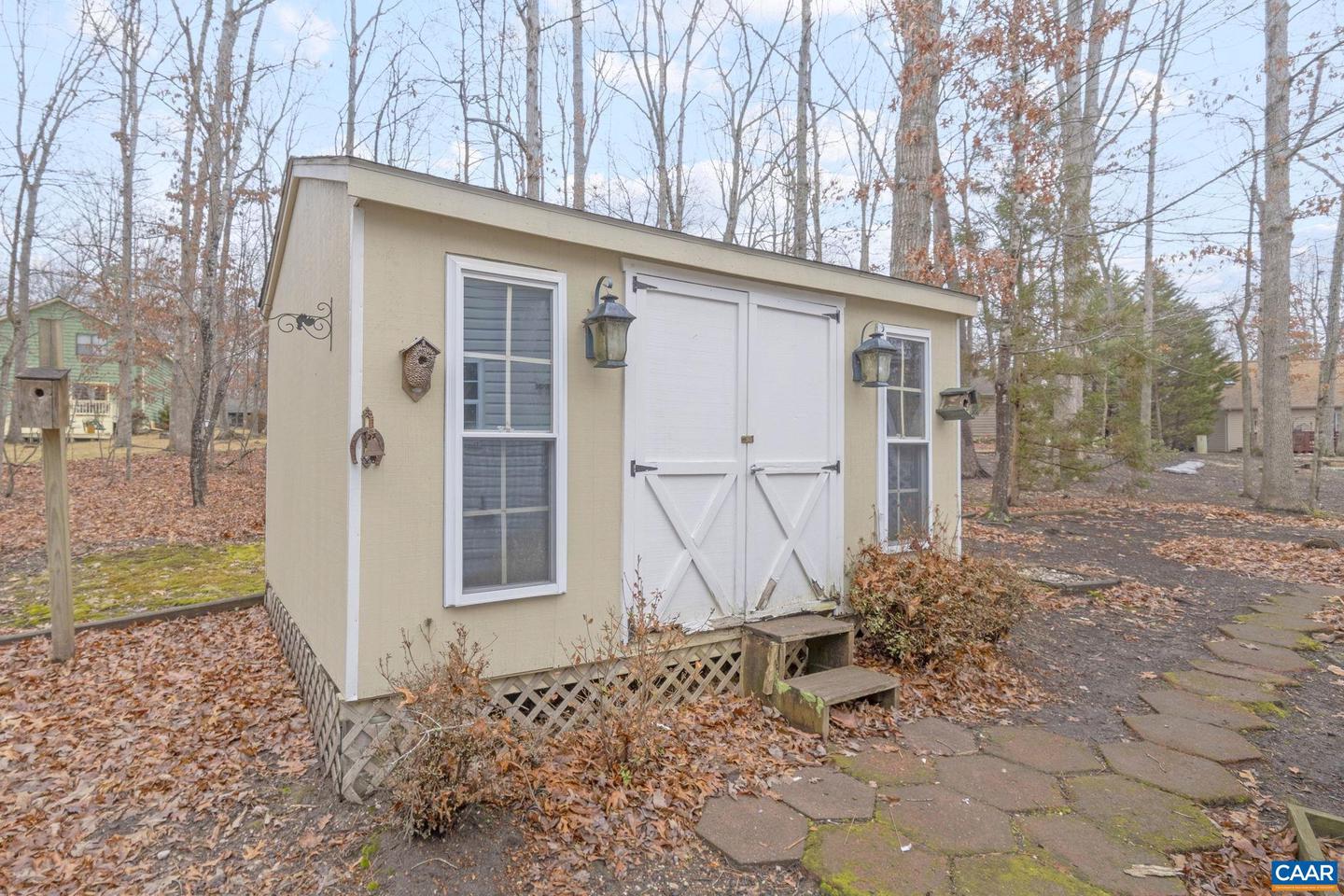 6 PINEHURST RD, PALMYRA, Virginia 22963, 2 Bedrooms Bedrooms, ,2 BathroomsBathrooms,Residential,For sale,6 PINEHURST RD,673439 MLS # 673439