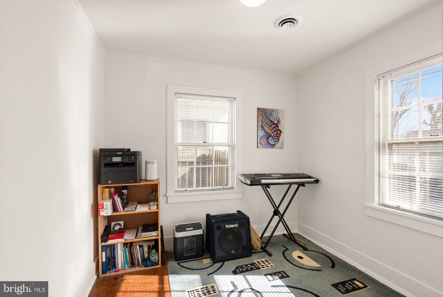 224 SOUTH ST SE, LEESBURG, Virginia 20175, 2 Bedrooms Bedrooms, ,1 BathroomBathrooms,Residential,For sale,224 SOUTH ST SE,VALO2116248 MLS # VALO2116248