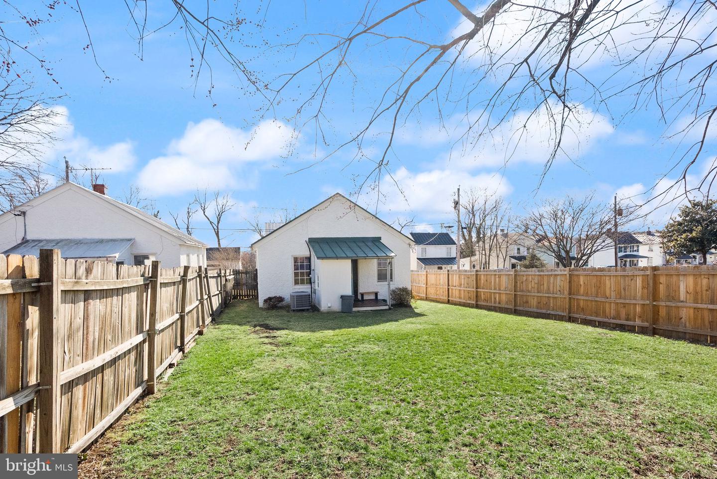 224 SOUTH ST SE, LEESBURG, Virginia 20175, 2 Bedrooms Bedrooms, ,1 BathroomBathrooms,Residential,For sale,224 SOUTH ST SE,VALO2116248 MLS # VALO2116248