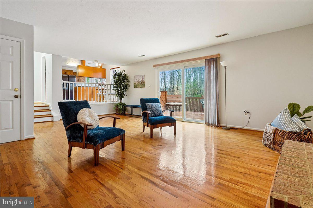 16071 DEER PARK DR, DUMFRIES, Virginia 22025, 4 Bedrooms Bedrooms, ,3 BathroomsBathrooms,Residential,For sale,16071 DEER PARK DR,VAPW2112826 MLS # VAPW2112826