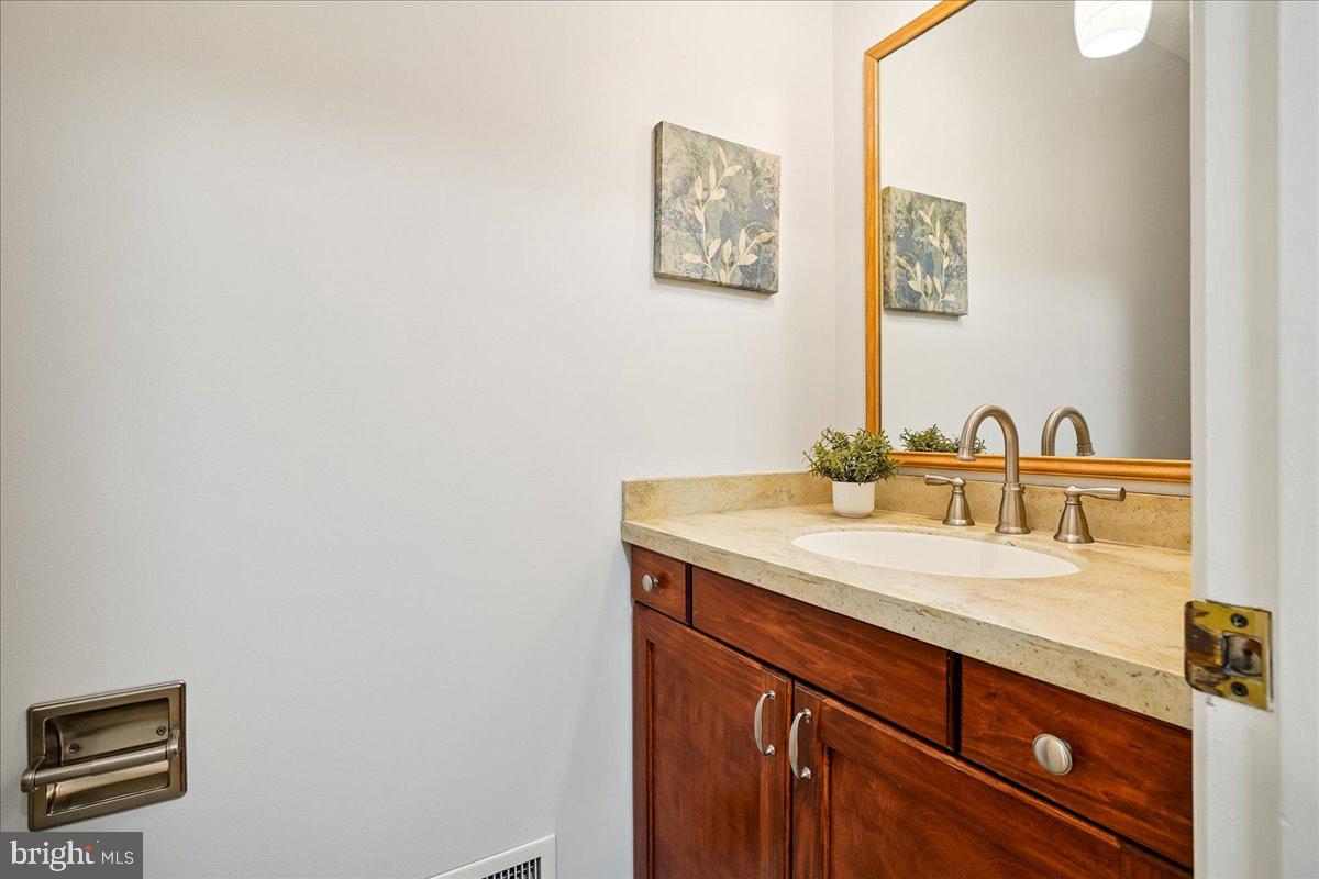 16071 DEER PARK DR, DUMFRIES, Virginia 22025, 4 Bedrooms Bedrooms, ,3 BathroomsBathrooms,Residential,For sale,16071 DEER PARK DR,VAPW2112826 MLS # VAPW2112826