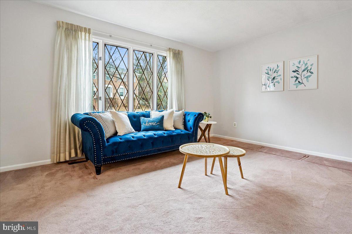 16071 DEER PARK DR, DUMFRIES, Virginia 22025, 4 Bedrooms Bedrooms, ,3 BathroomsBathrooms,Residential,For sale,16071 DEER PARK DR,VAPW2112826 MLS # VAPW2112826