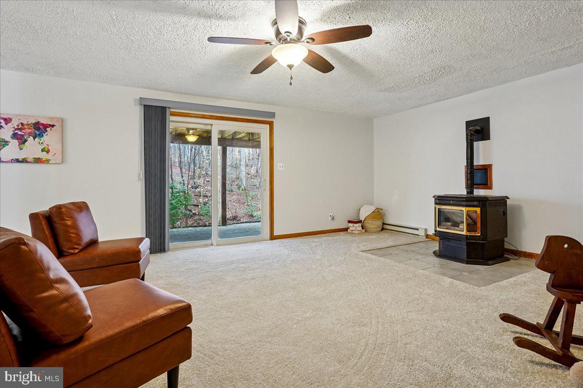 16071 DEER PARK DR, DUMFRIES, Virginia 22025, 4 Bedrooms Bedrooms, ,3 BathroomsBathrooms,Residential,For sale,16071 DEER PARK DR,VAPW2112826 MLS # VAPW2112826