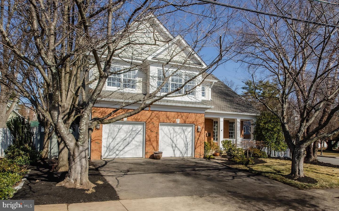 6401 29TH ST N, ARLINGTON, Virginia 22207, 5 Bedrooms Bedrooms, ,4 BathroomsBathrooms,Residential,For sale,6401 29TH ST N,VAAR2069086 MLS # VAAR2069086