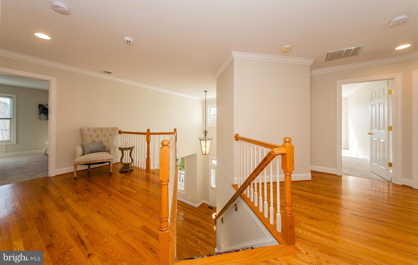 6401 29TH ST N, ARLINGTON, Virginia 22207, 5 Bedrooms Bedrooms, ,4 BathroomsBathrooms,Residential,For sale,6401 29TH ST N,VAAR2069086 MLS # VAAR2069086