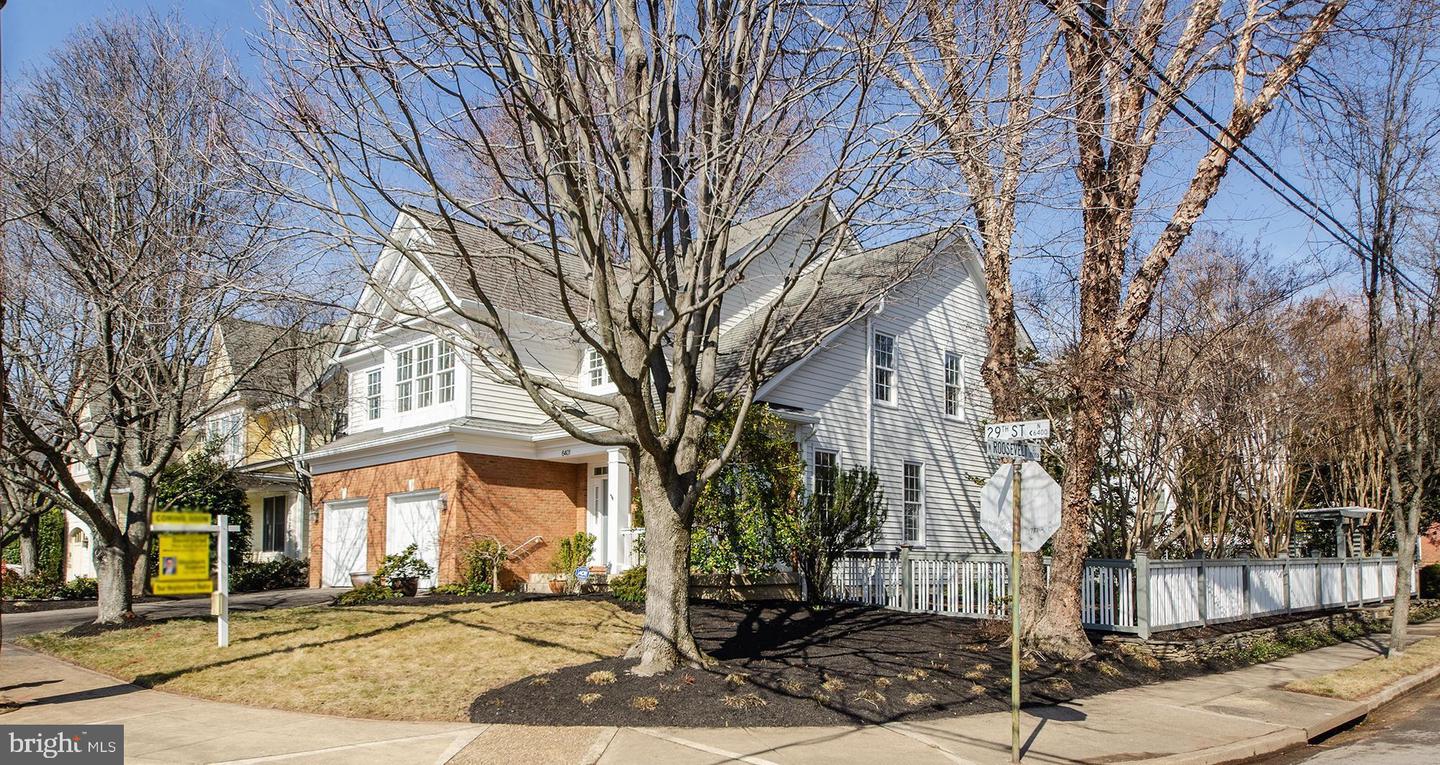 6401 29TH ST N, ARLINGTON, Virginia 22207, 5 Bedrooms Bedrooms, ,4 BathroomsBathrooms,Residential,For sale,6401 29TH ST N,VAAR2069086 MLS # VAAR2069086