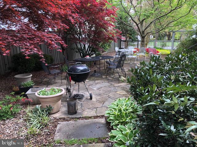 6401 29TH ST N, ARLINGTON, Virginia 22207, 5 Bedrooms Bedrooms, ,4 BathroomsBathrooms,Residential,For sale,6401 29TH ST N,VAAR2069086 MLS # VAAR2069086